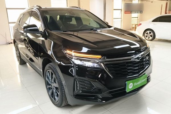 Chevrolet Equinox 2021, 60800 км, за 14647 USD