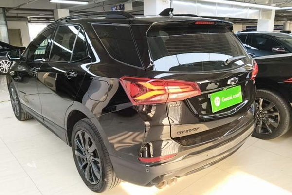 Chevrolet Equinox 2021, 60800 км, за 14647 USD