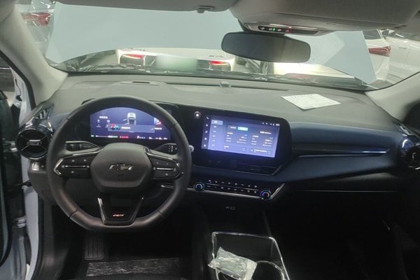 Chevrolet Equinox Plus 2024, 16800 км, за 19500 USD - фото 12
