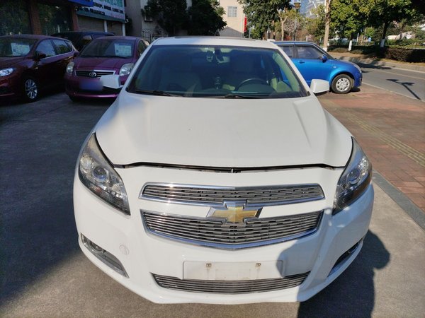 Chevrolet Malibu 2013 2.0L Automatic Luxury Edition, 2013 года