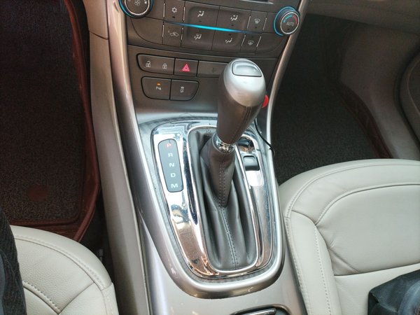 Chevrolet Malibu 2013, 138200 км, за 3976 USD - фото 17