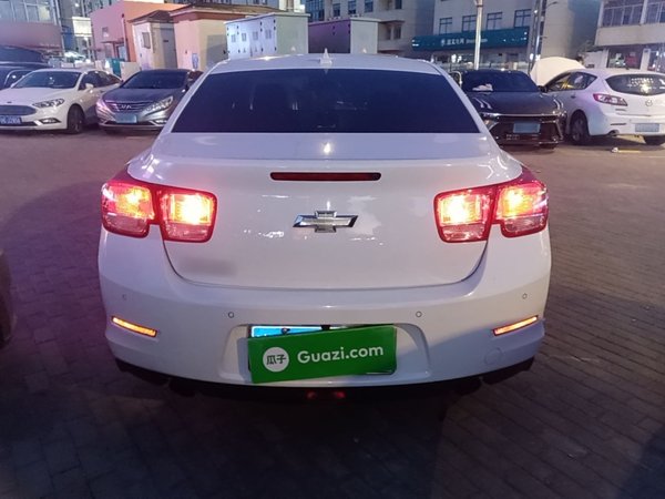 Chevrolet Malibu 2014, 120900 км, за 4943 USD