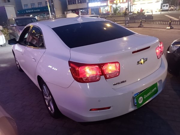 Chevrolet Malibu 2014, 120900 км, за 4943 USD