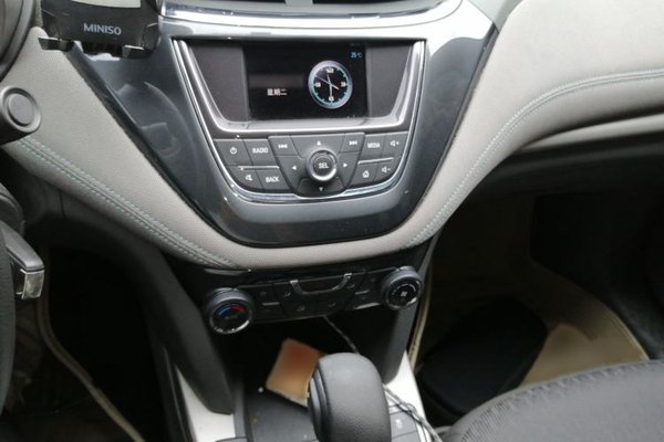 Chevrolet Malibu 2016, 143500 км, за 5760 USD - фото 12