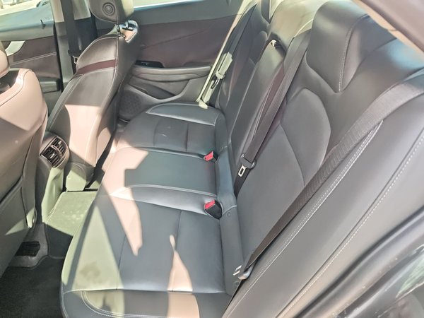 Chevrolet Malibu 2016, 93000 км, за 5989 USD - фото 15