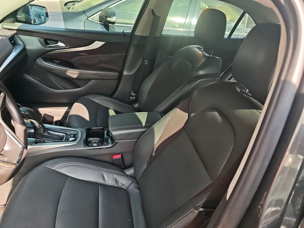 Chevrolet Malibu 2016, 93000 км, за 5989 USD - фото 18