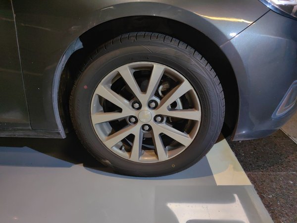 Chevrolet Malibu 2016, 170200 км, за 3764 USD - фото 8