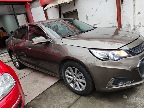Chevrolet Malibu 2017, 113400 км, за 5951 USD
