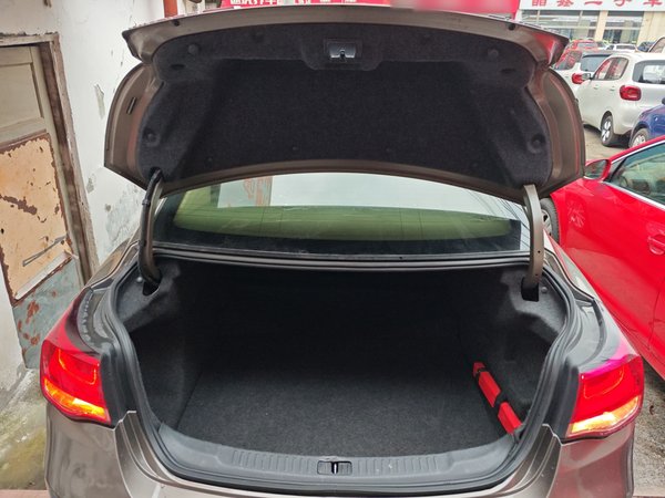 Chevrolet Malibu 2017, 113400 км, за 5951 USD - фото 18