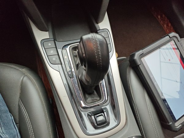 Chevrolet Malibu 2017, 113400 км, за 5951 USD - фото 15