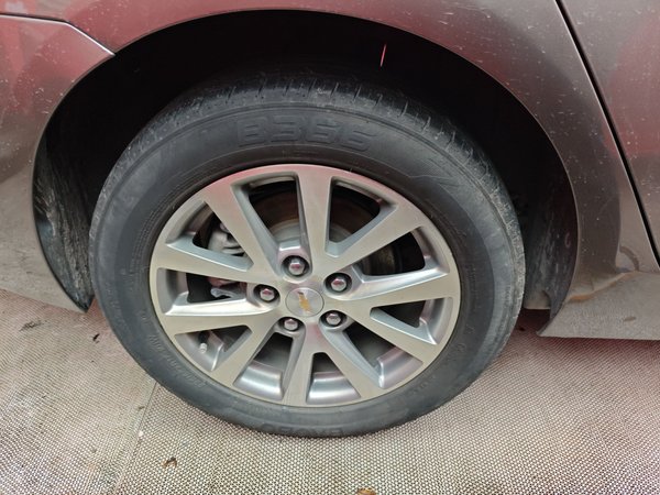 Chevrolet Malibu 2017, 113400 км, за 5951 USD - фото 10