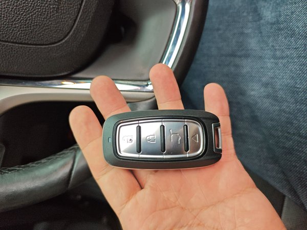 Chevrolet Malibu 2017, 113400 км, за 5951 USD - фото 19