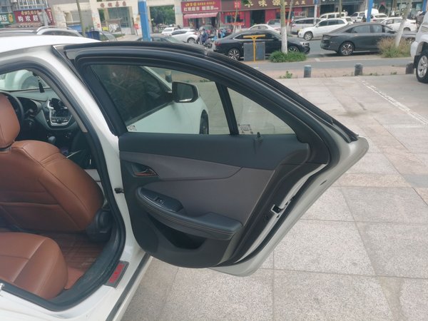 Chevrolet Malibu 2017, 90500 км, за 5361 USD - фото 15