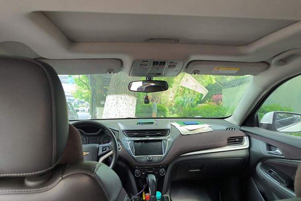 Chevrolet Malibu 2017, за 5885 USD - фото 15