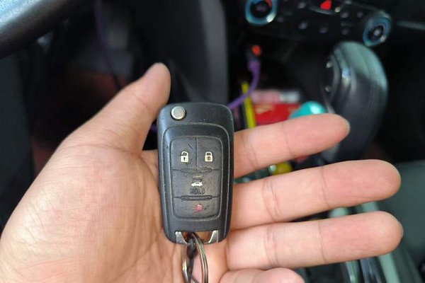 Chevrolet Malibu 2017, за 5885 USD - фото 17