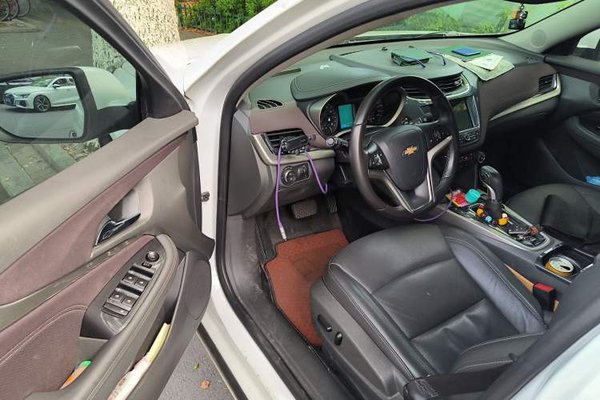 Chevrolet Malibu 2017, за 5885 USD - фото 19