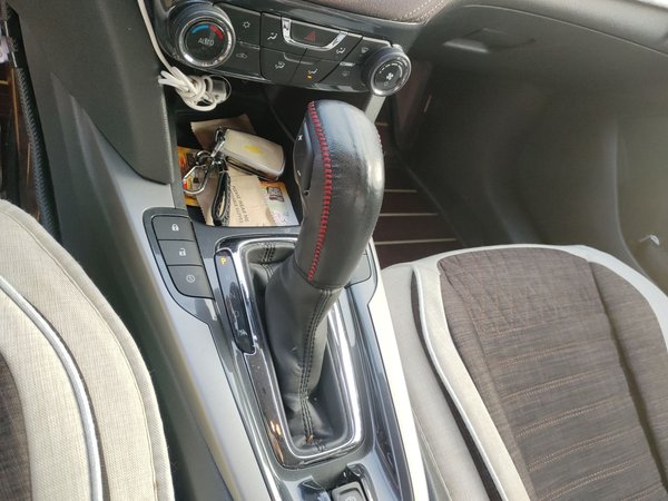 Chevrolet Malibu 2018, 85900 км, за 6940 USD - фото 17