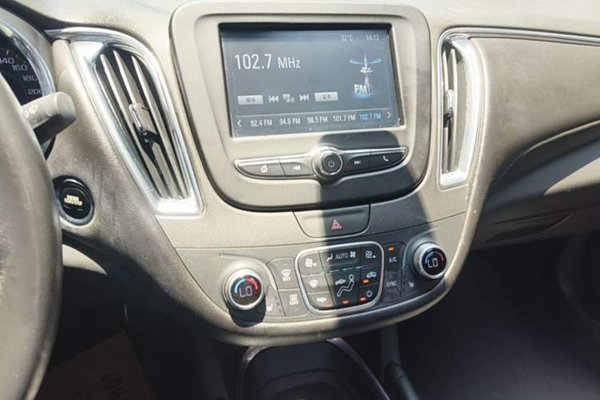 Chevrolet Malibu XL 2017, 134100 км, за 7856 USD - фото 15