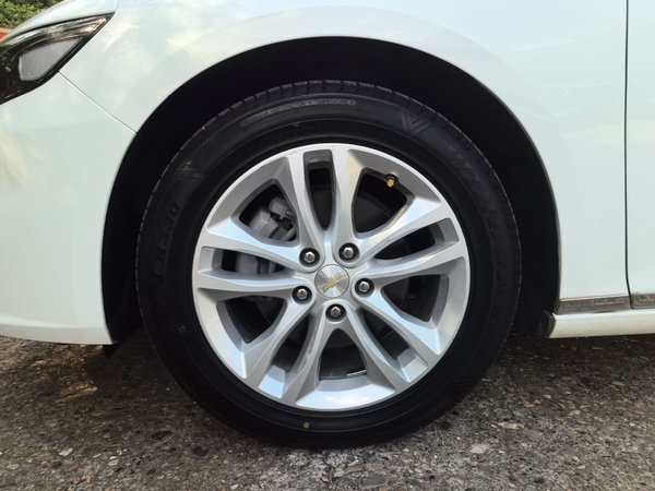 Chevrolet Malibu XL 2017, 48000 км, за 8148 USD - фото 8