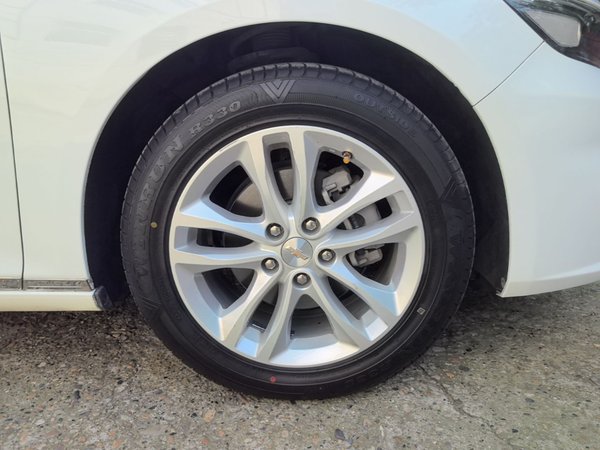 Chevrolet Malibu XL 2017, 48000 км, за 8148 USD - фото 10