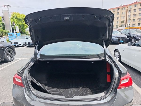 Chevrolet Malibu XL 2018, 120300 км, за 7388 USD - фото 16