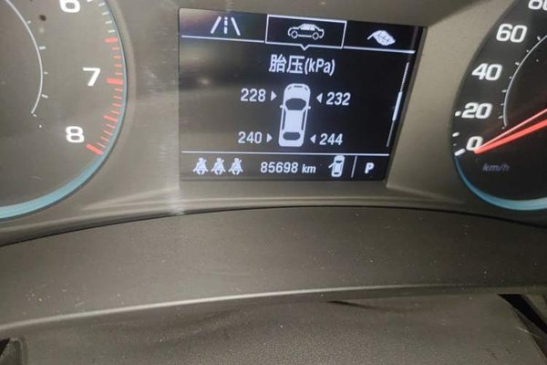 Chevrolet Malibu XL 2022, 85600 км, за 8996 USD - фото 12