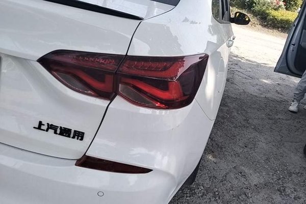 Chevrolet Monza 2019, 58400 км, за 6609 USD - фото 7
