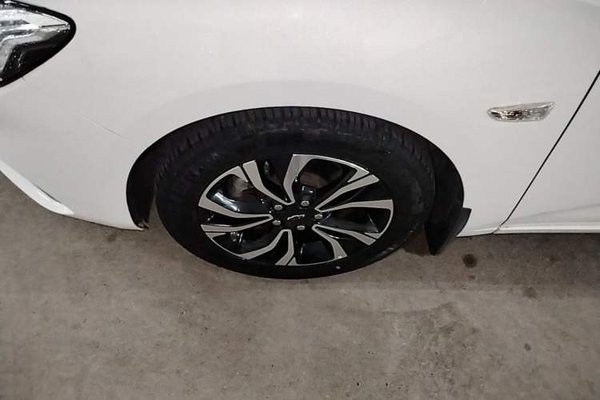 Chevrolet Monza 2019, 79000 км, за 7084 USD - фото 10