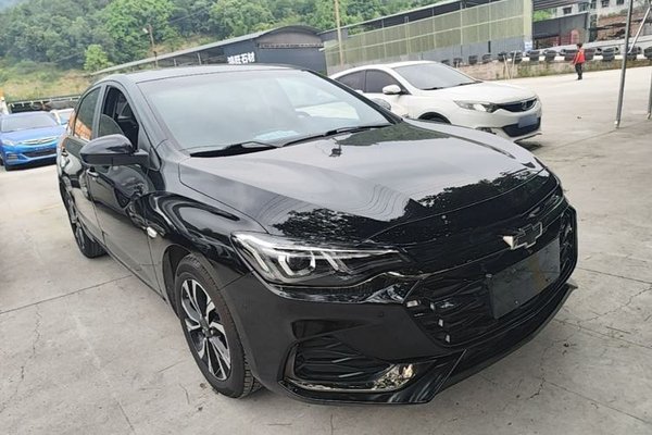 Chevrolet Monza 2020, 76300 км, за 6529 USD