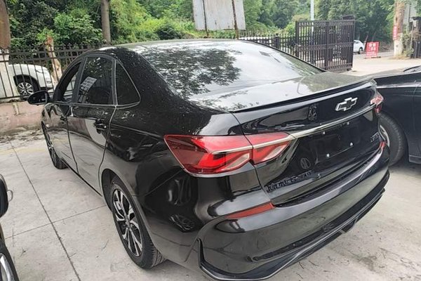 Chevrolet Monza 2020, 76300 км, за 6529 USD