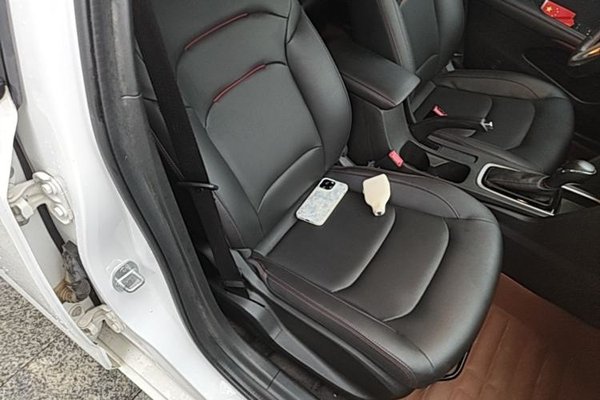 Chevrolet Monza 2020, 23000 км, за 8033 USD - фото 23