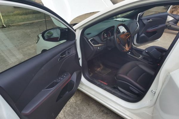 Chevrolet Monza 2020, 33100 км, за 7466 USD - фото 13