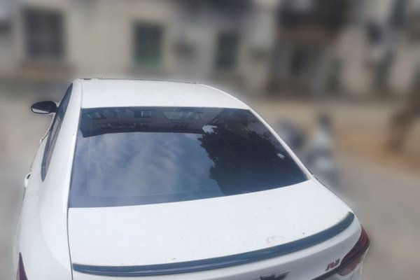 Chevrolet Monza 2020, 33100 км, за 7466 USD