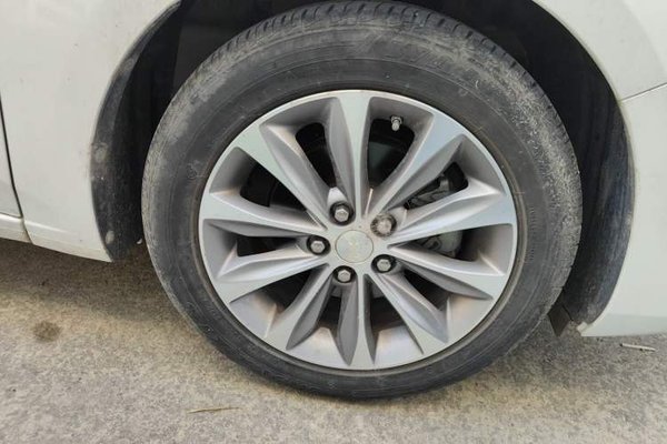 Chevrolet Monza 2022, 23700 км, за 8168 USD - фото 8