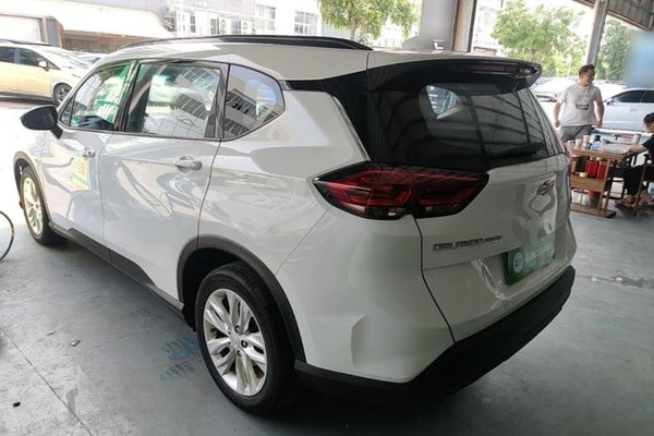 Chevrolet Orlando 2019, 88000 км, за 7605 USD