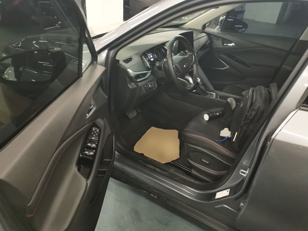 Chevrolet Orlando 2020, 35300 км, за 9577 USD - фото 12