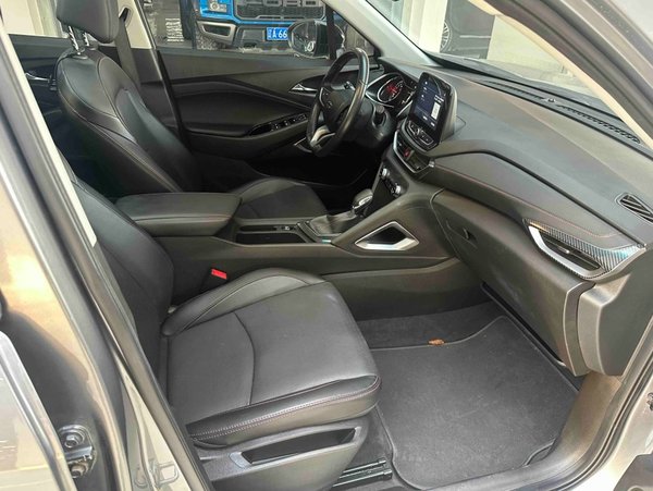 Chevrolet Orlando 2020, 40600 км, за 11517 USD - фото 33