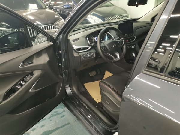 Chevrolet Orlando 2020, 72600 км, за 9571 USD - фото 14