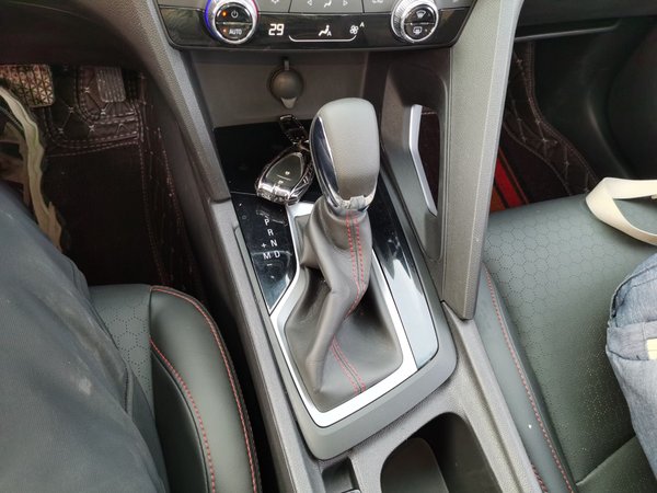 Chevrolet Orlando 2020, 59200 км, за 10208 USD - фото 16