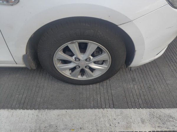 Chevrolet Sail 2015, 100600 км, за 3548 USD
