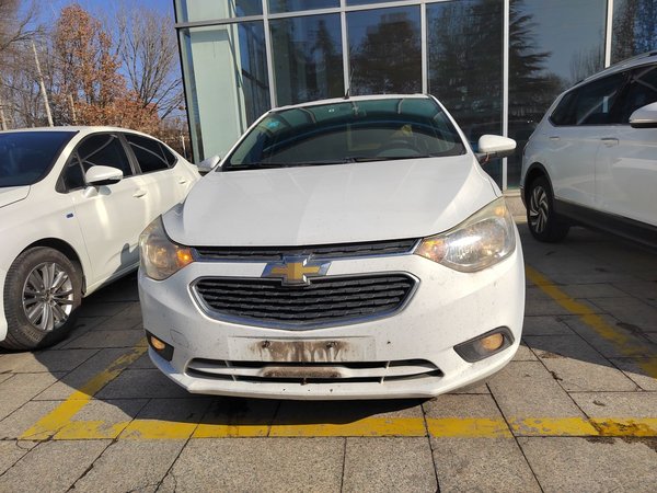 Chevrolet Sail 2015 Sail 3 1.3L Manual Ideal Edition, 2015 года
