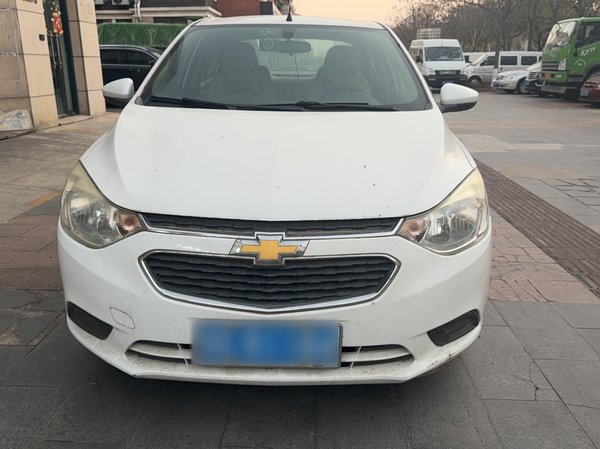 Chevrolet Sail 2015 Sail 3 1.3L Manual Ideal Edition, 2015 года