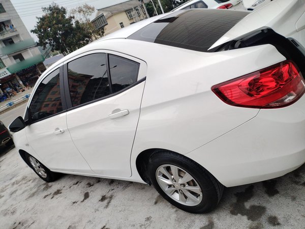 Chevrolet Sail 2015, 84700 км, за 4039 USD