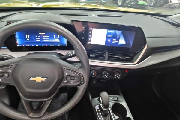 Chevrolet Seeker 2022, 59900 км, за 11229 USD - фото 12