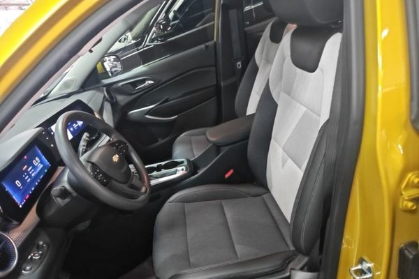 Chevrolet Seeker 2022, 59900 км, за 11229 USD - фото 17
