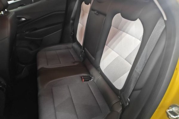 Chevrolet Seeker 2022, 59900 км, за 11229 USD - фото 20