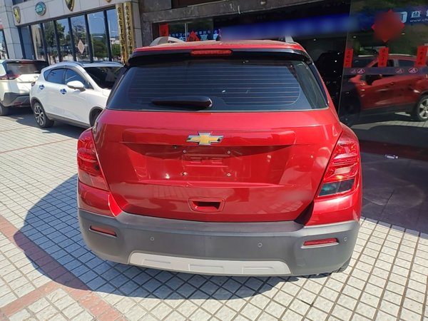 Chevrolet Trax 2014, 80500 км, за 4640 USD