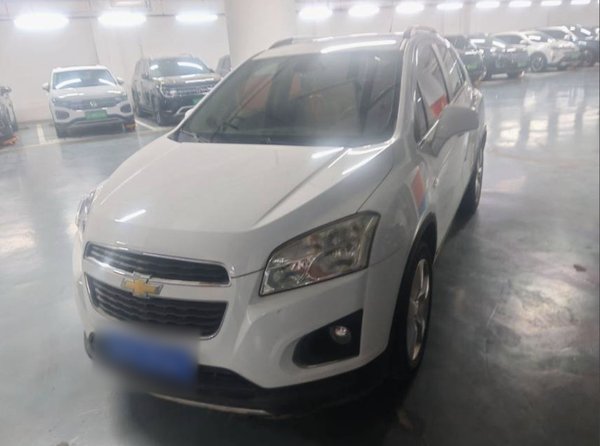 Chevrolet Trax 2014, 103100 км, за 4094 USD