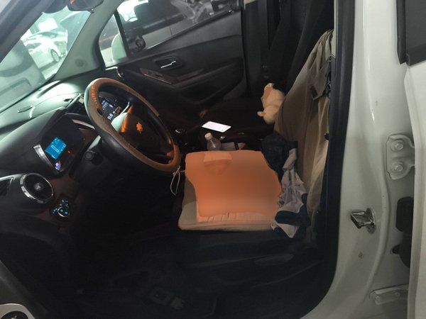 Chevrolet Trax 2014, 141600 км, за 3469 USD - фото 14