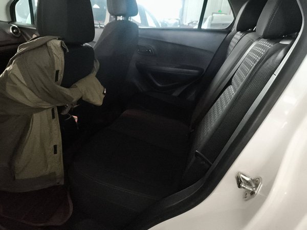 Chevrolet Trax 2014, 141600 км, за 3469 USD - фото 16